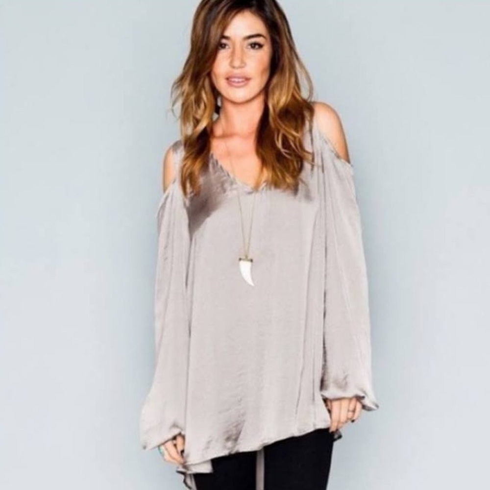 NWT Show Me Your MuMu Western Boho Silver Shoulder Boo Tunic Top Open Shoulder S